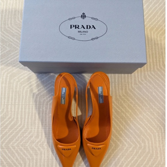 Orange Prada heels with unique heel shape - Picture 2 of 5